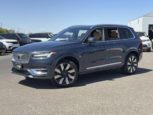 Denim Blue Metallic 2023 Volvo XC90 Recharge Plug-In Hybrid T8 Ultimate Bright Theme 7-Seater