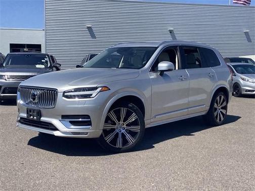 2022 Volvo XC90 T6 Inscription 7 Passenger