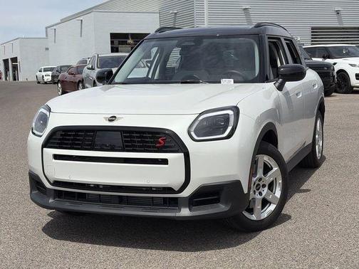 White Metallic 2025 MINI Countryman S