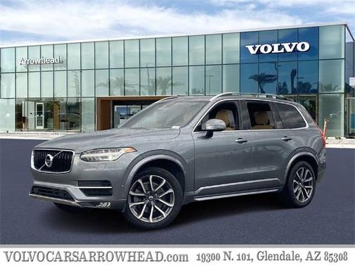 2018 Volvo XC90 T6 Momentum