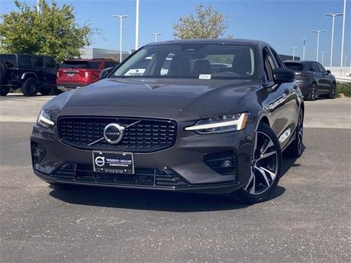 2025 Volvo S60 B5 Core