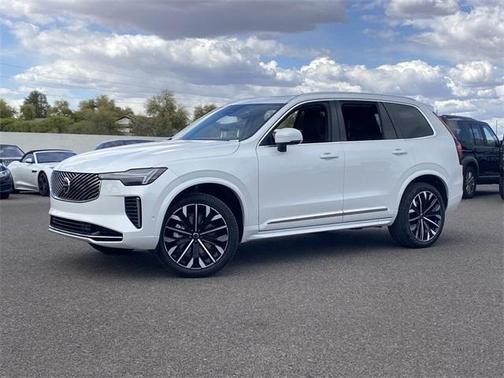 2025 Volvo XC90 B6 Ultra