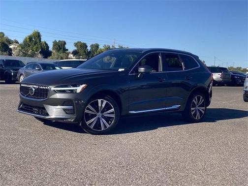 2022 Volvo XC60 B5 Inscription