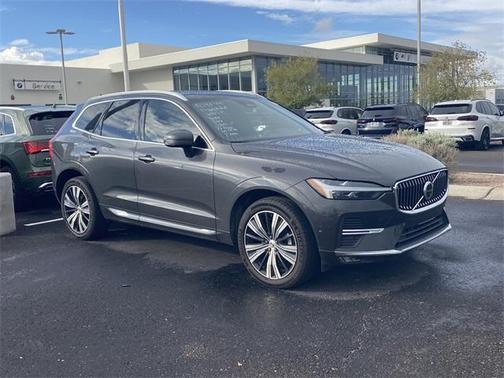 2022 Volvo XC60 B5 Inscription
