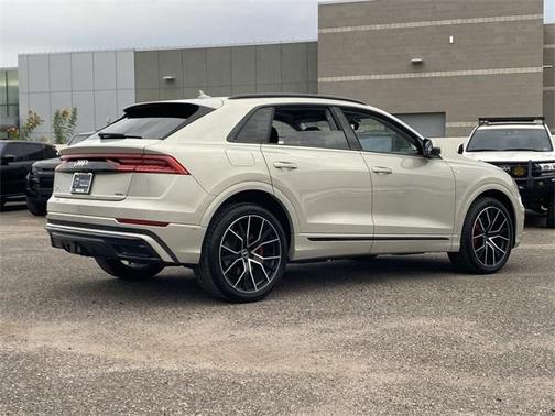 2021 Audi Q8 55 Premium Plus