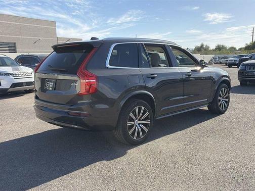 Platinum Gray Metallic 2023 Volvo XC90 B5 Core