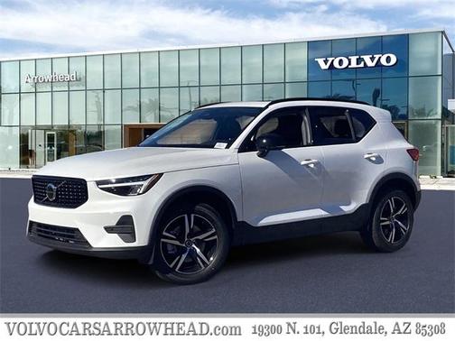 2026 Volvo XC40 B4 Core