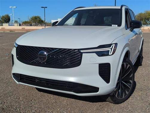 2026 Volvo XC90 B6 Ultra Dark Theme 7-Seater