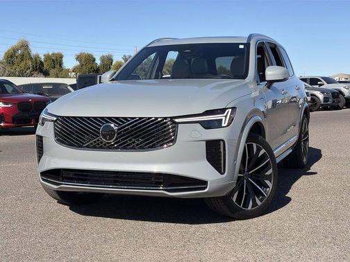 2025 Volvo XC90 Plug-In Hybrid T8 Ultra 7-Seater