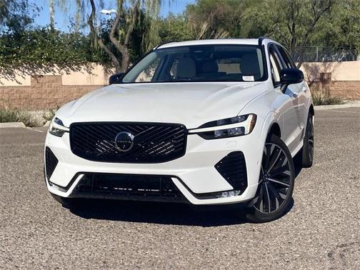 2026 Volvo XC60 B5 Ultra