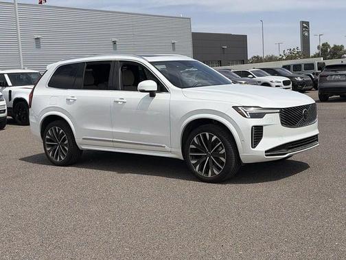 Crystal White Pearl 2026 Volvo XC90 B6 Plus 7-Seater
