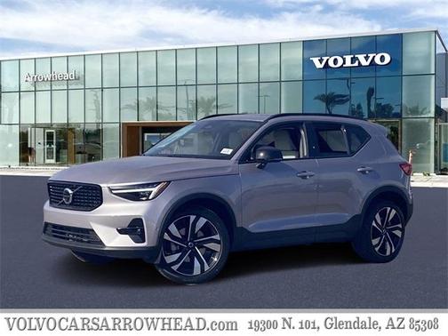 2026 Volvo XC40 B5 Ultra