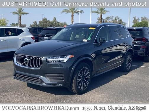 2022 Volvo XC90 T5 Momentum 7 Passenger