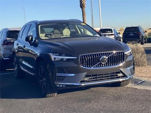 2023 Volvo XC60 B5 Plus Bright Theme