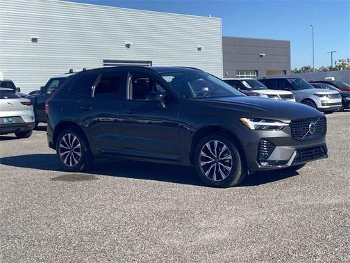 2025 Volvo XC60 B5 Core