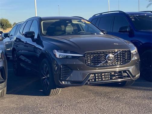 2025 Volvo XC60 B5 Core