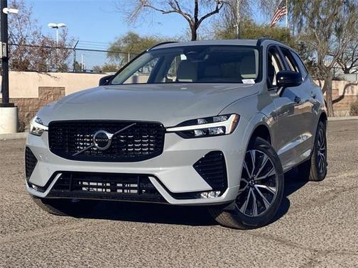 2025 Volvo XC60 B5 Core