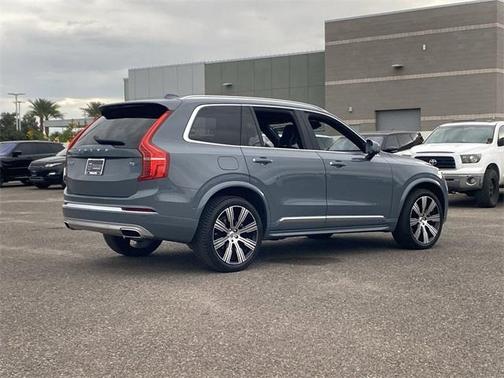 2021 Volvo XC90 T6 Inscription 7 Passenger
