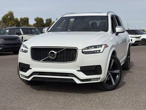 2019 Volvo XC90 T6 R-Design