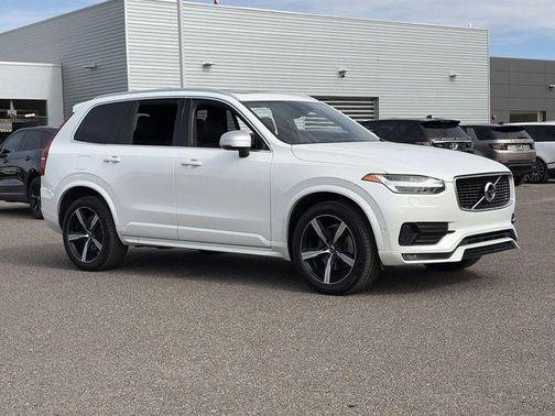 2019 Volvo XC90 T6 R-Design
