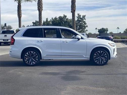 2026 Volvo XC90 B6 Ultra 7-Seater