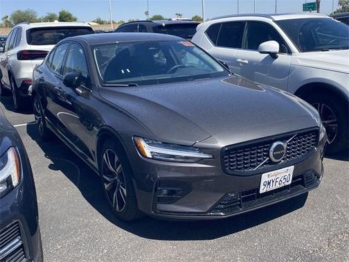 2025 Volvo S60 B5 Core