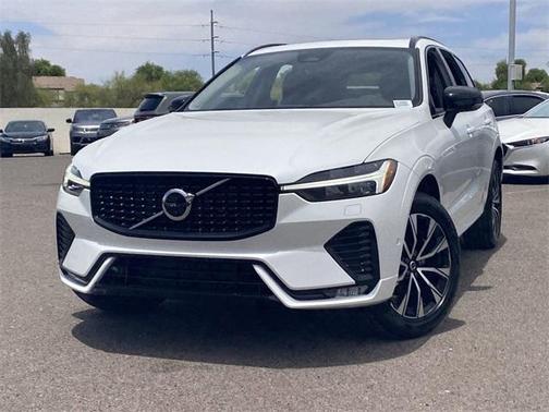 2025 Volvo XC60 B5 Plus