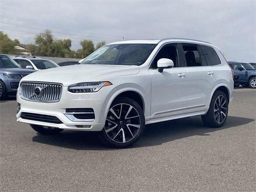 2025 Volvo XC90 B6 Plus 7-Seater