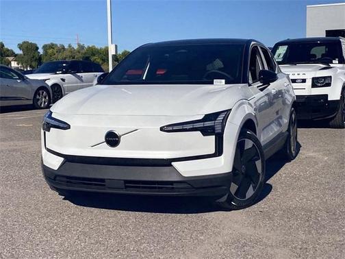 2025 Volvo EX30 Twin Motor Plus