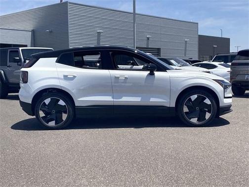 2025 Volvo EX30 Twin Motor Plus