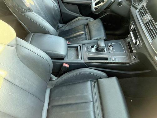 2018 Audi Q5 2.0T Prestige