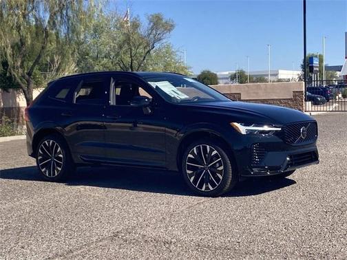 2026 Volvo XC60 B5 Ultra