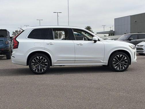 2026 Volvo XC90 B6 Ultra 7-Seater