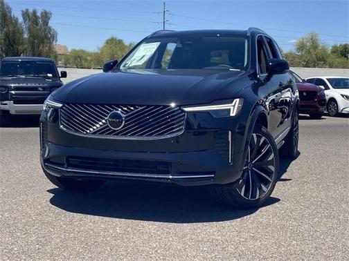 2025 Volvo XC90 B6 Plus 7-Seater
