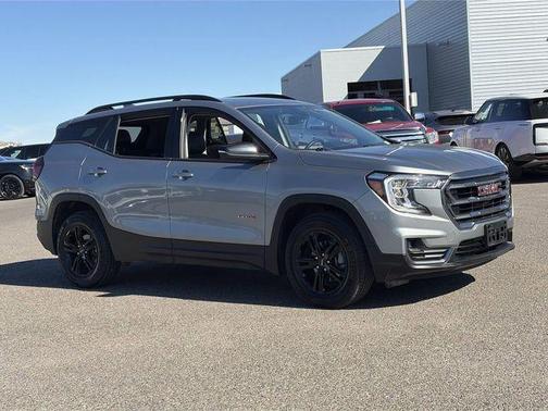2024 GMC Terrain AT4