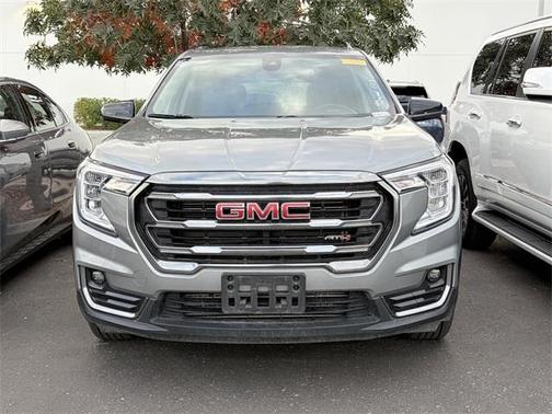 2024 GMC Terrain AT4