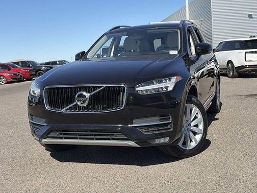 2018 Volvo XC90 T5 Momentum