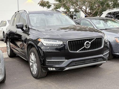 2018 Volvo XC90 T5 Momentum