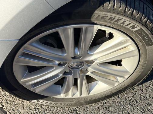 2015 Lexus ES 350 Crafted Line