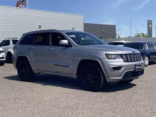 2019 Jeep Grand Cherokee Altitude