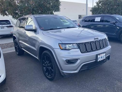 2019 Jeep Grand Cherokee Altitude