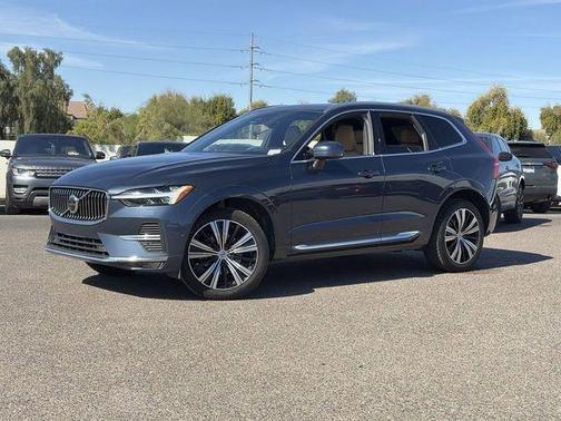 2022 Volvo XC60 B5 Inscription