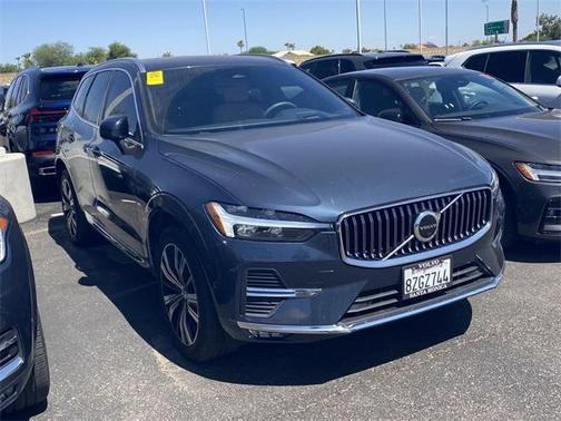 2022 Volvo XC60 B6 Inscription