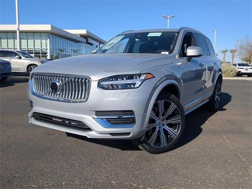 2025 Volvo XC90 Plug-In Hybrid T8 Ultra 6-Seater