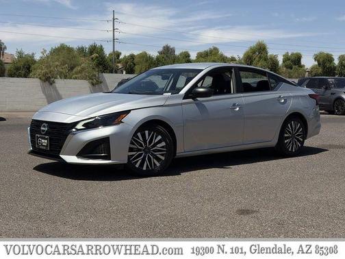 Brilliant Silver Metallic 2024 Nissan Altima 2.5 SV