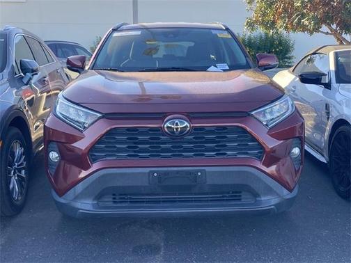 2020 Toyota RAV4 XLE