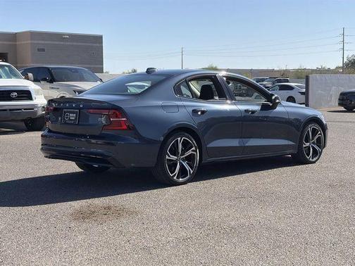 Denim Blue Metallic 2025 Volvo S60 B5 Core