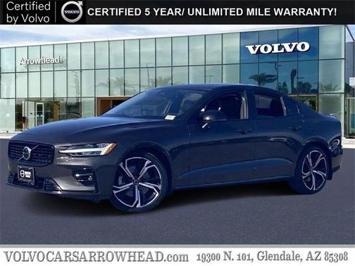 2023 Volvo S60 B5 Core Dark Theme