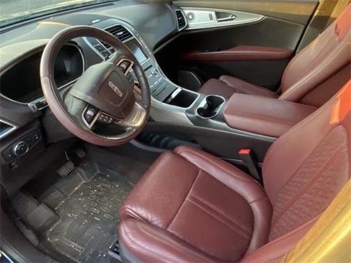 2020 Lincoln Nautilus Black Label