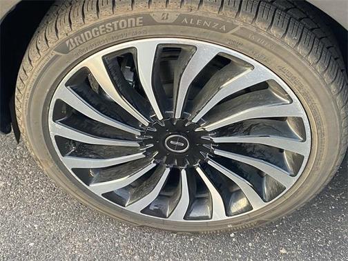 2020 Lincoln Nautilus Black Label